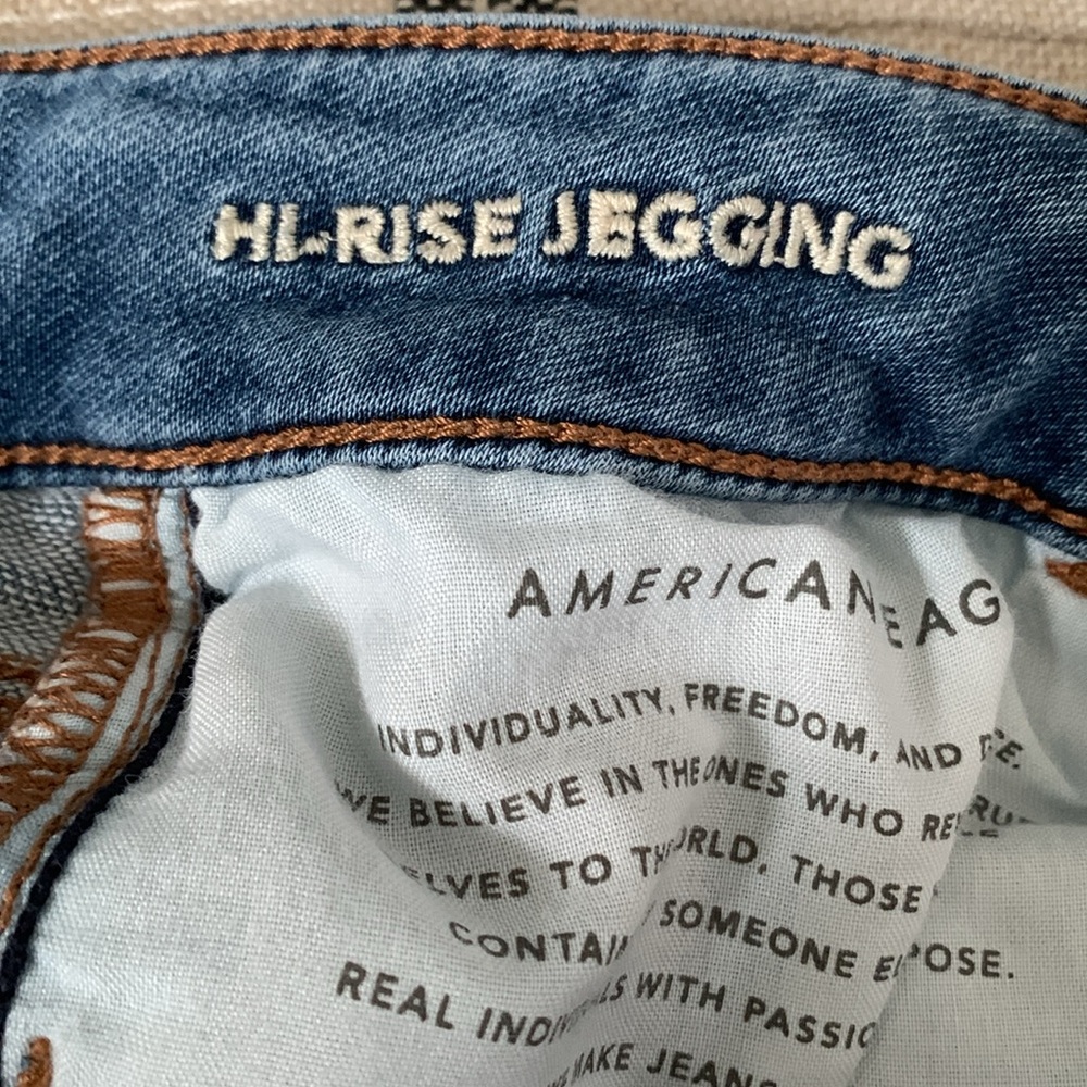 American Eagle cropped shorts size 6 - Picture 12 of 13